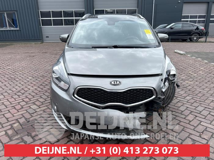 Kia Carens Frontscreen O603485