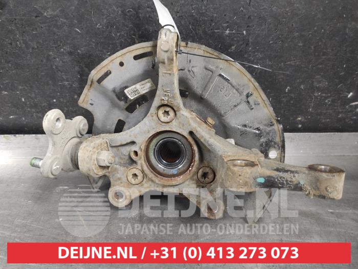 Hyundai I30 Fusee links-voor O603517