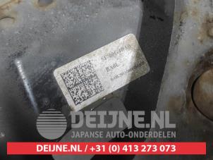 Hyundai I30 Fusee links-voor O603517 foto 3