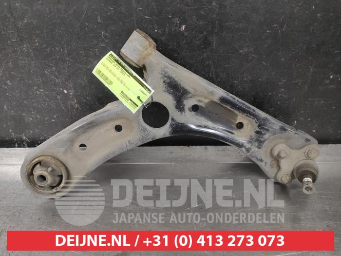 Hyundai I30 Querlenker unten rechts vorne O603663