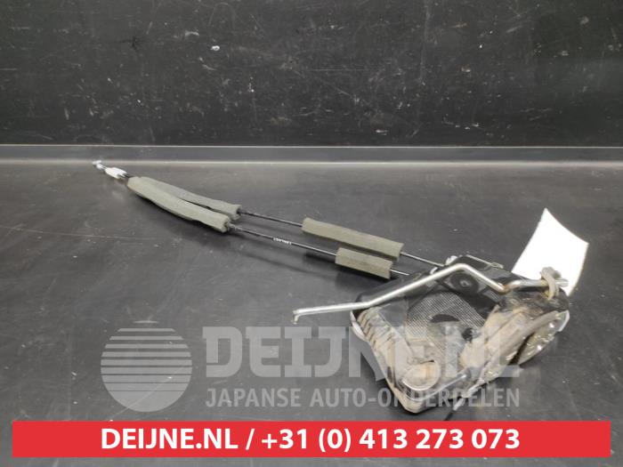 Isuzu D-MAX Türschlossmechanik 4-türig rechts vorne O603706