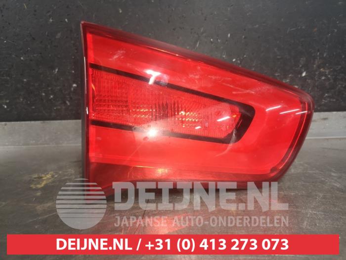 Kia Sportage Achterklep reflector links O603743