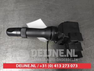 Lexus RX Wiper switch O604174 photo 2