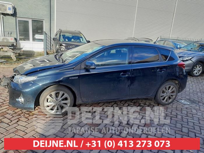 Toyota Auris Portierruit 4Deurs links-achter O604392