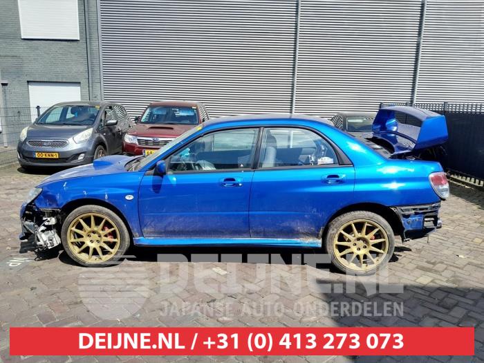 Subaru Impreza Türscheibe 4-türig links hinten O604443