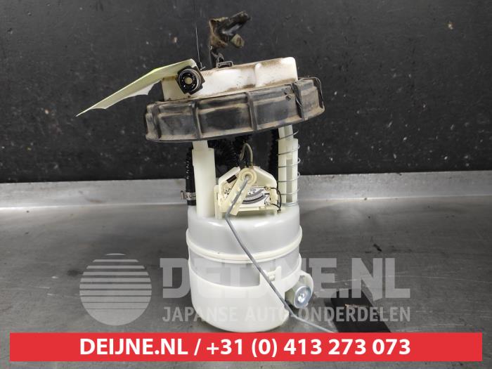 Gebruikte Tank element Pomp Nissan Juke (F15) 1.2 DIG-T 16V Prijs € 75,00 Margeregeling aangeboden door V.Deijne Jap.Auto-onderdelen BV