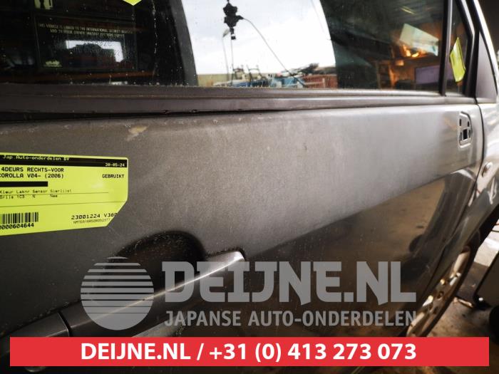 Toyota Corolla Verso Portier 4Deurs rechts-voor O604644