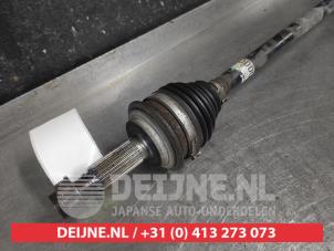 Toyota Yaris Front drive shaft, right O604740 photo 2