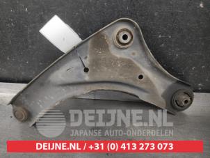 Nissan Juke Front lower wishbone, right O604857 photo 2