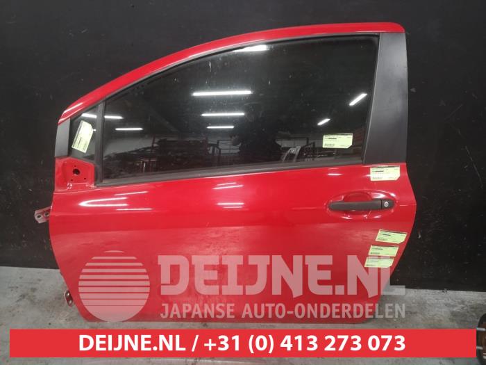 Toyota Yaris Portier 2Deurs links O605067
