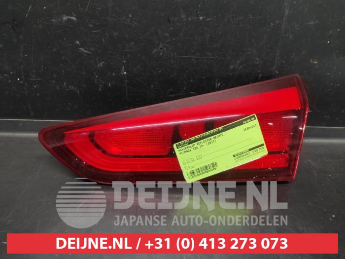 Hyundai I20 Tailgate reflector, right O605006
