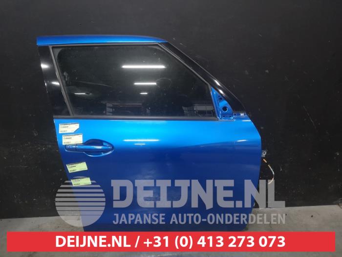 Suzuki Swift Tür 4-türig rechts vorne O605116