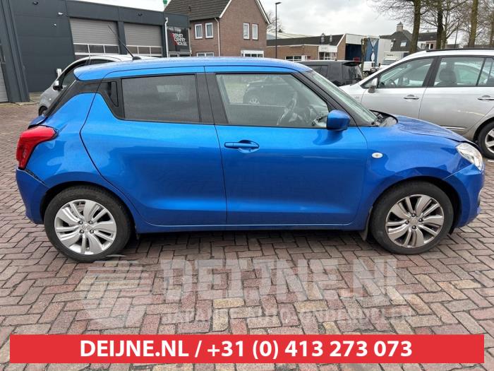 Suzuki Swift Türscheibe 4-türig rechts vorne O605117