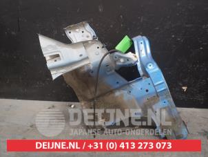 Suzuki Celerio Inner wheel arch O605092 photo 2