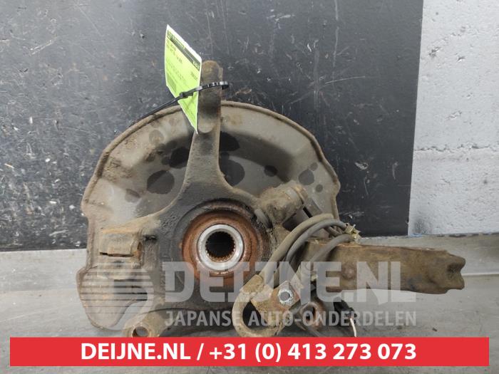 Suzuki Swift Fusee links-voor O605096