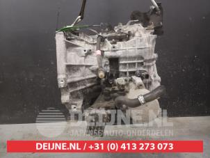 Toyota Yaris Versnellingsbak O605254 foto 2