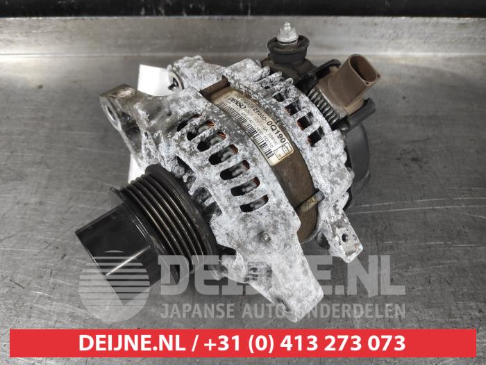 Gebruikte Dynamo Toyota Aygo (B40) 1.0 12V VVT-i Prijs € 50,00 Margeregeling aangeboden door V.Deijne Jap.Auto-onderdelen BV
