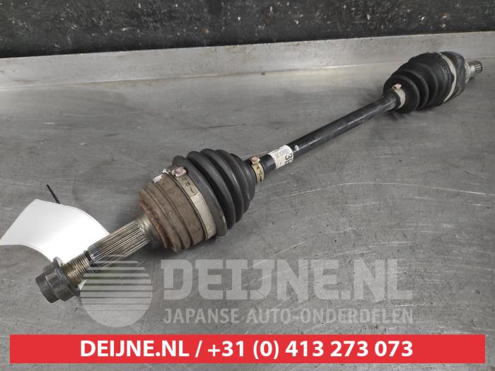 Toyota Aygo Aandrijfas links-voor O605605