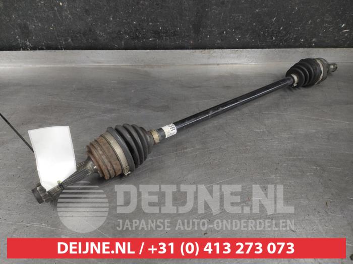 Gebruikte Aandrijfas rechts-voor Toyota Aygo (B40) 1.0 12V VVT-i Prijs € 50,00 Margeregeling aangeboden door V.Deijne Jap.Auto-onderdelen BV