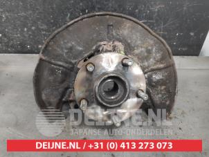 Toyota Corolla Verso Fusee links-voor O605645 foto 2