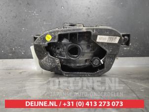 Kia Carens Mistlamp links-voor O605679 foto 2