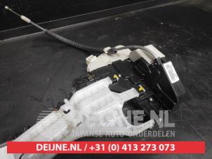 Hyundai Santafe Deurslot Mechaniek 4Deurs links-achter O606109 foto 2