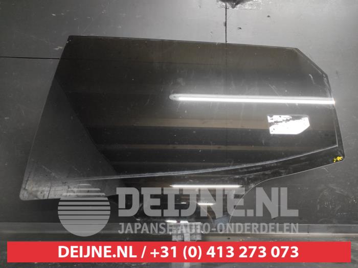 Hyundai Santafe Türscheibe 4-türig links hinten O606135