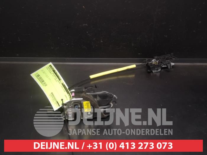 Kia Stonic Deurslot Mechaniek 4Deurs links-voor O606181