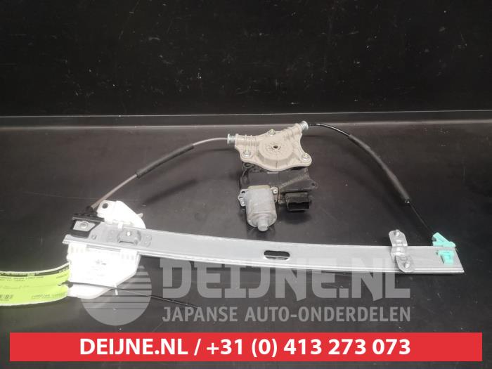 Kia Stonic Ruitmechaniek 4Deurs links-voor O606182