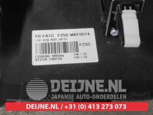 Kia Stonic Kachel Bedieningspaneel O606203 foto 2