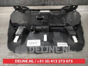 Kia Stonic Kachel Bedieningspaneel O606203 foto 3