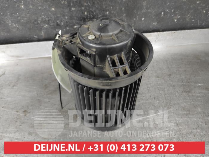 Nissan Juke Heizung Belüftungsmotor O606461