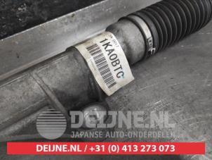 Nissan Juke Steering box O606468 photo 3