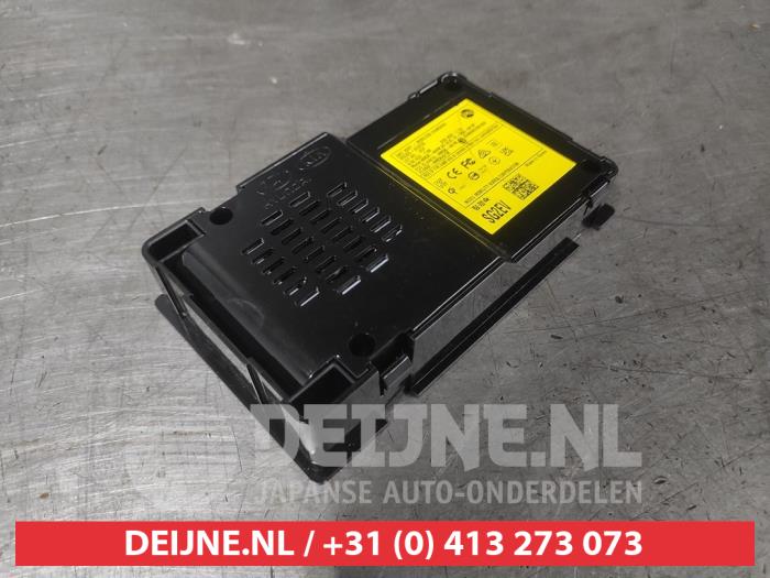 Kia Niro Drahtloses Ladegerät O606532