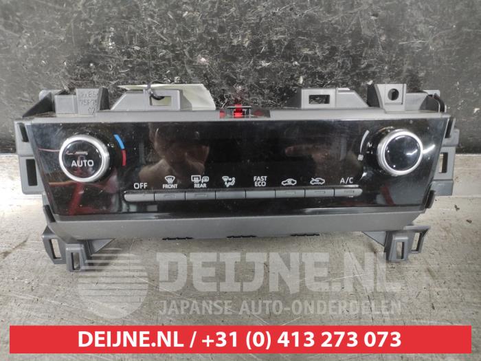Toyota Yaris Cross Heater control panel O606568