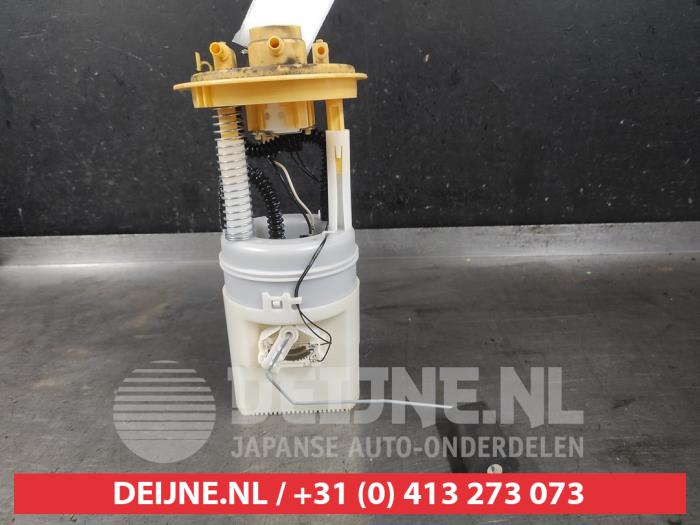 Gebruikte Tank element Pomp Mitsubishi Colt (Z2/Z3) 1.3 16V Prijs € 35,00 Margeregeling aangeboden door V.Deijne Jap.Auto-onderdelen BV