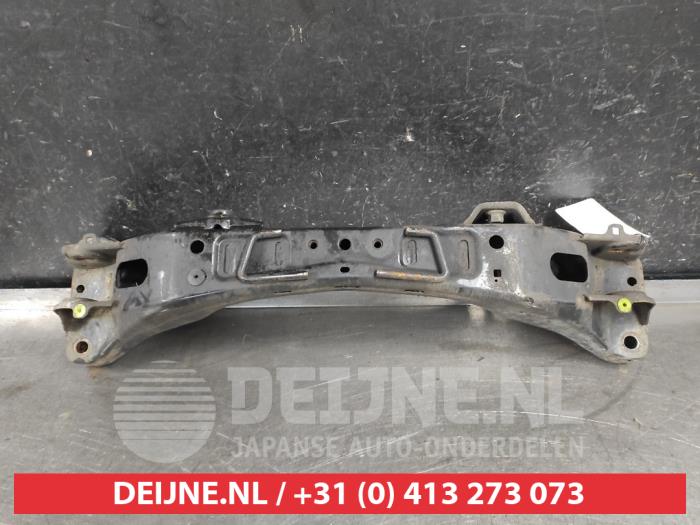 Gebruikte Subframe Lexus IS (E1) 200 2.0 24V Prijs € 50,00 Margeregeling aangeboden door V.Deijne Jap.Auto-onderdelen BV