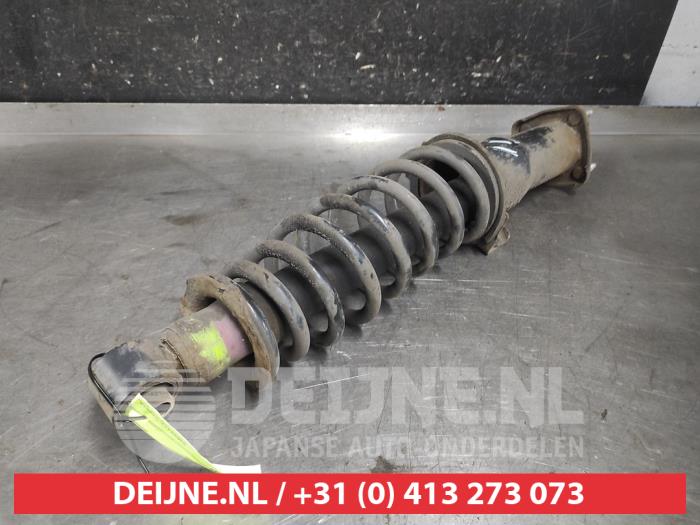 Lexus IS Stoßdämpferstrebe links hinten O606807