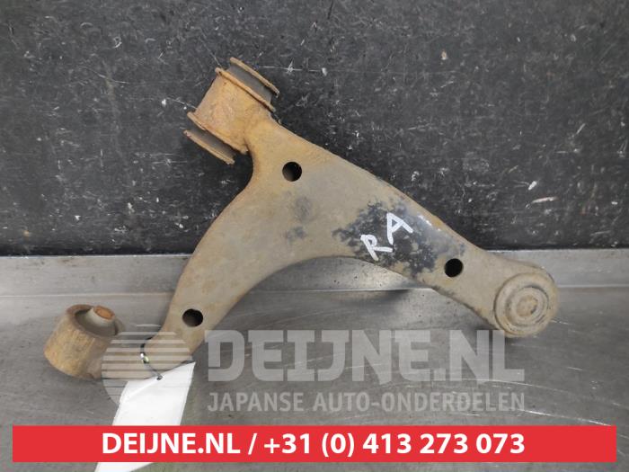 Lexus IS Draagarm rechts-achter O606821