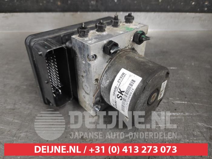 Gebruikte ABS Pomp Hyundai iX35 (LM) 1.7 CRDi 16V Prijs € 50,00 Margeregeling aangeboden door V.Deijne Jap.Auto-onderdelen BV