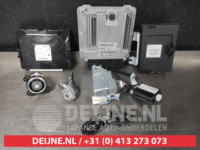 Gebruikte Computer Motormanagement Hyundai Santa Fe III (DM) 2.2 CRDi R 16V 4x4 Prijs € 250,00 Margeregeling aangeboden door V.Deijne Jap.Auto-onderdelen BV