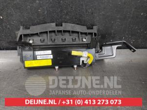Hyundai Santafe Airbag knie links O607151 foto 2