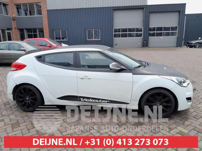 Hyundai Veloster Türscheibe 2-türig rechts O607254