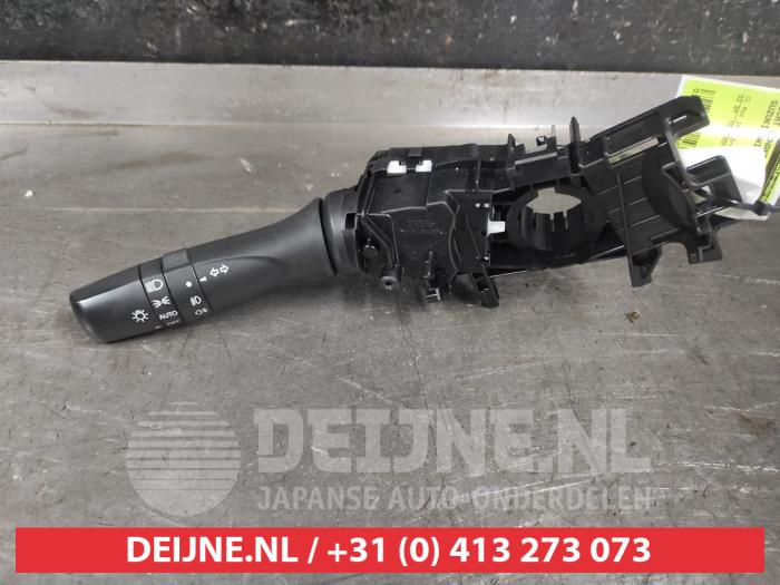 Suzuki Swift Licht Schalter O607386