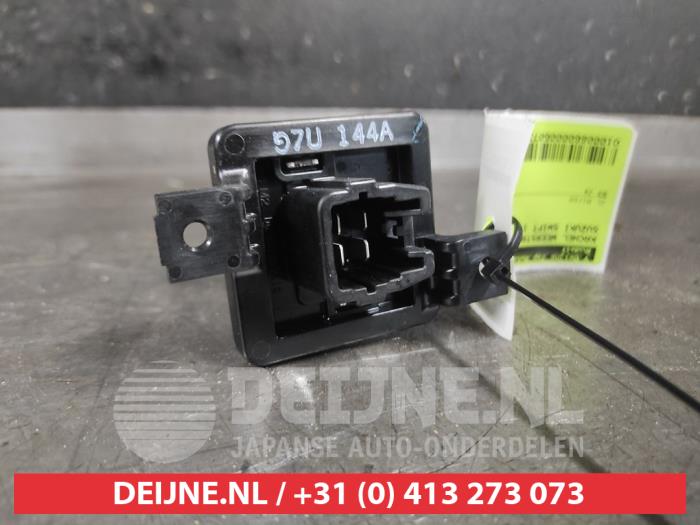Suzuki Swift Heizung Widerstand O607391