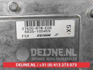 Honda CR-Z Engine management computer O607467 photo 2