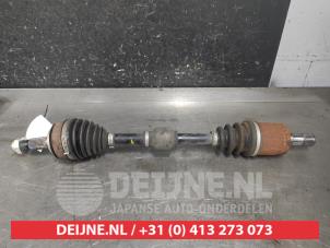 Gebruikte Aandrijfas links-voor Honda CR-Z (ZF1) 1.5 Hybrid 16V Prijs € 150,00 Margeregeling aangeboden door V.Deijne Jap.Auto-onderdelen BV