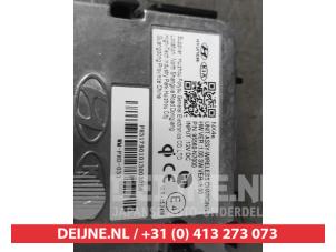 Hyundai Tucson Draadloze oplader O607585 foto 2