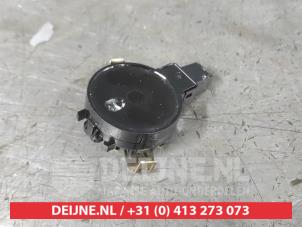 Gebruikte Regensensor Hyundai Tucson (NX) 1.6 CRDi 16V Hybrid 48V Prijs € 25,00 Margeregeling aangeboden door V.Deijne Jap.Auto-onderdelen BV