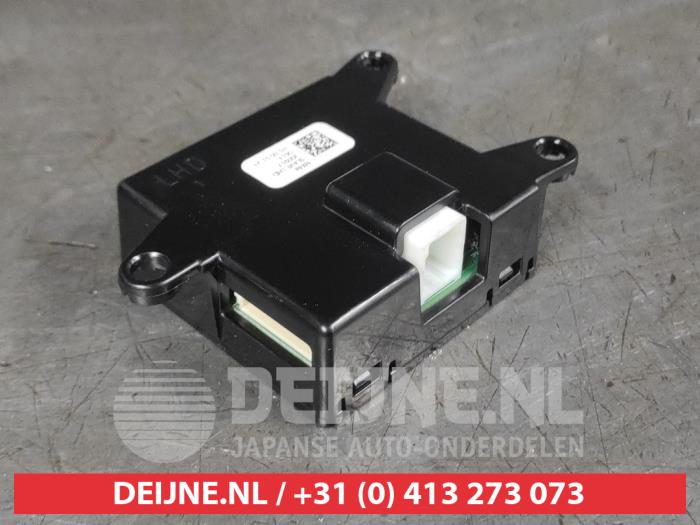 Gebruikte Computer Verlichting Hyundai Tucson (NX) 1.6 CRDi 16V Hybrid 48V Prijs € 35,00 Margeregeling aangeboden door V.Deijne Jap.Auto-onderdelen BV